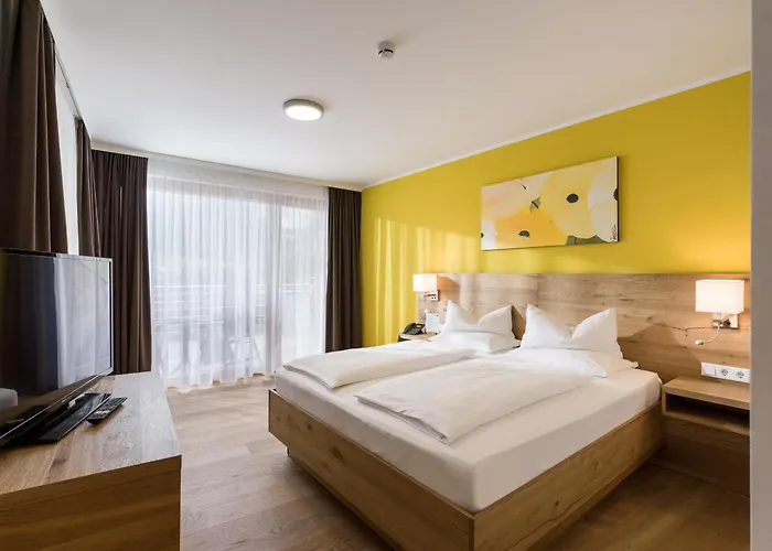 Sieben - Adults Only باد هارينغ