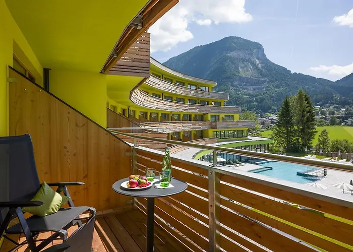 Sieben - Adults Only