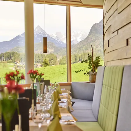 Sieben - Adults Only