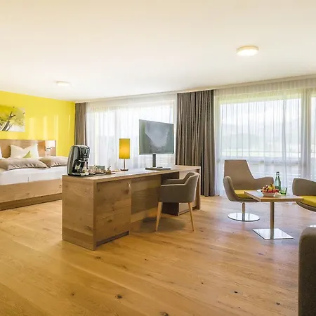 Sieben - Adults Only 4*